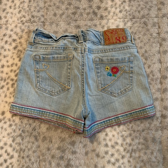 ‼️SOLD‼️Multicoloured embroidered TCP shorts. - Picture 2 of 6